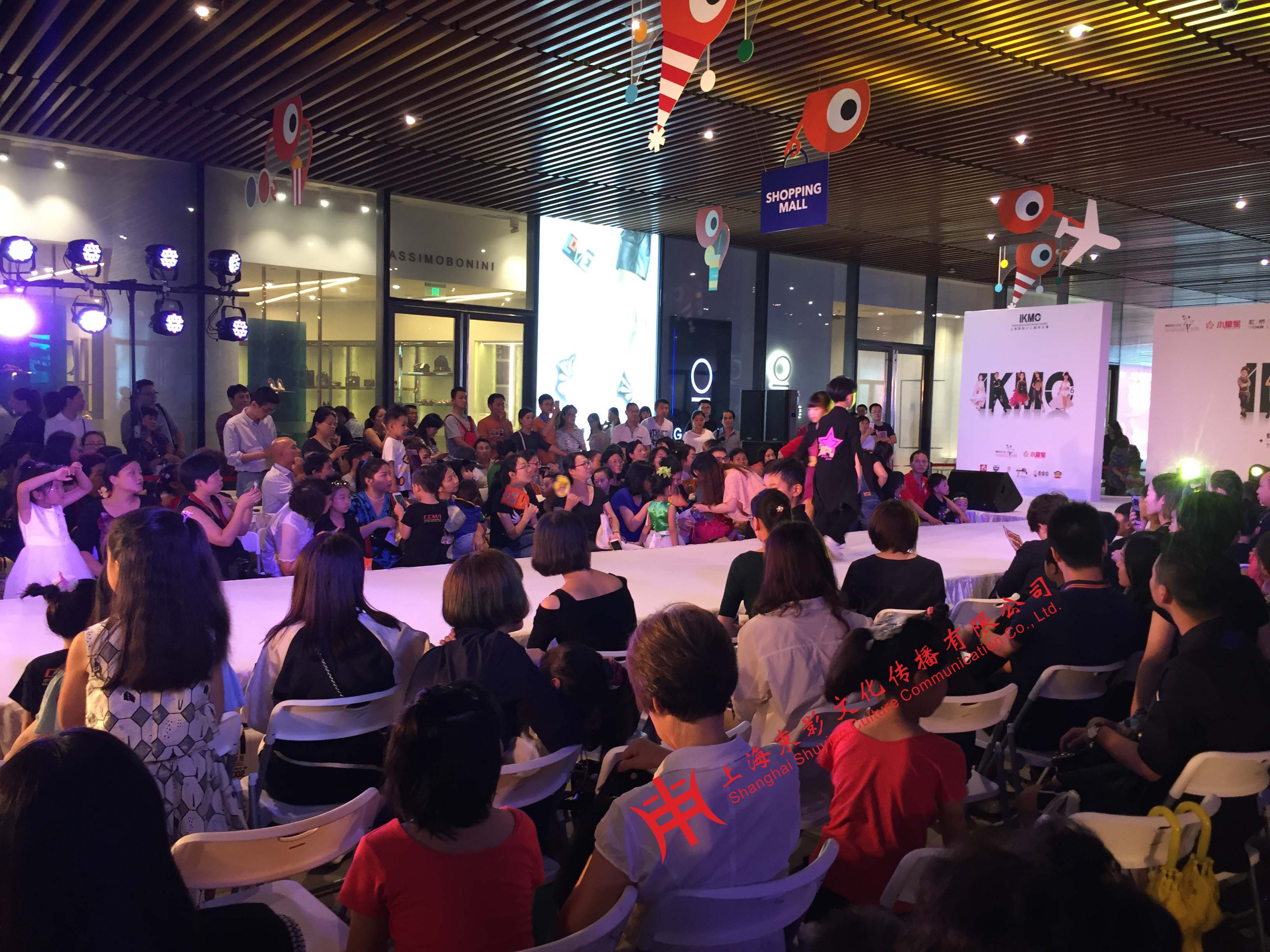 Сͯ��ģ���x��ِ