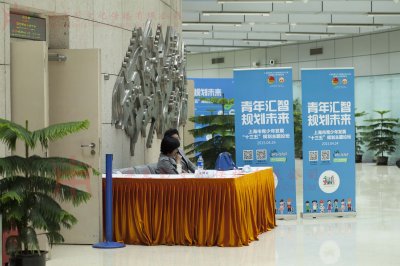 2015�����о���(hu��)